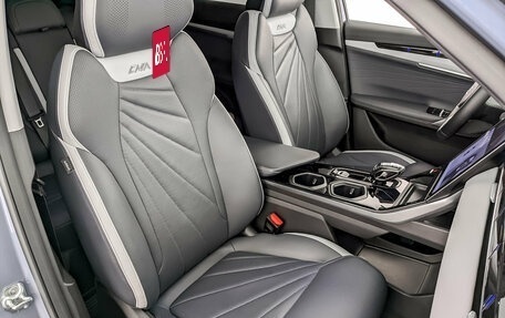 Geely Atlas, 2024 год, 2 750 000 рублей, 24 фотография