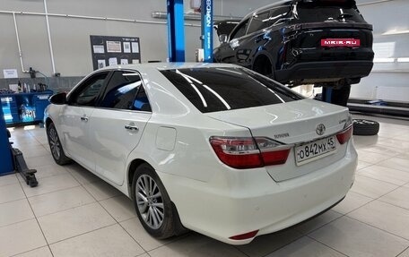Toyota Camry, 2016 год, 2 100 000 рублей, 2 фотография