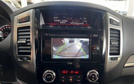 Mitsubishi Pajero IV, 2014 год, 2 495 000 рублей, 21 фотография