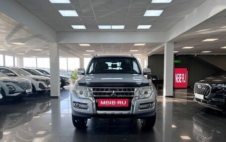 Mitsubishi Pajero IV, 2014 год, 2 495 000 рублей, 3 фотография