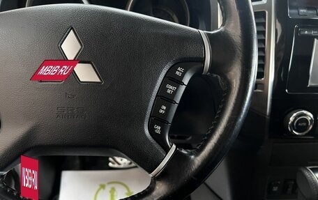 Mitsubishi Pajero IV, 2014 год, 2 495 000 рублей, 19 фотография