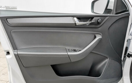 Skoda Rapid II, 2021 год, 1 250 000 рублей, 19 фотография