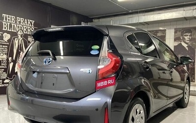 Toyota Aqua I, 2018 год, 1 050 000 рублей, 1 фотография