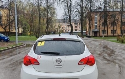 Opel Astra J, 2012 год, 550 000 рублей, 1 фотография