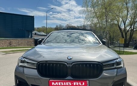 BMW 5 серия, 2023 год, 7 050 000 рублей, 1 фотография