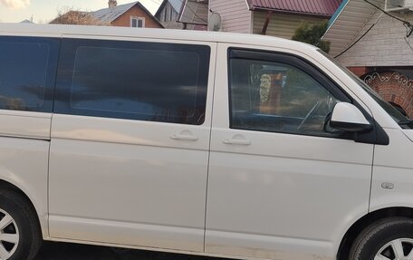 Volkswagen Caravelle T5, 2012 год, 1 450 000 рублей, 1 фотография