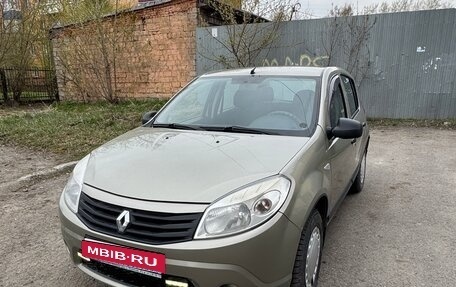 Renault Sandero I, 2012 год, 320 000 рублей, 1 фотография