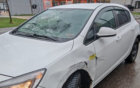 Opel Astra J, 2012 год, 550 000 рублей, 2 фотография