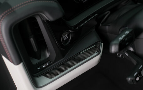 Porsche Cayenne III, 2025 год, 26 732 500 рублей, 16 фотография