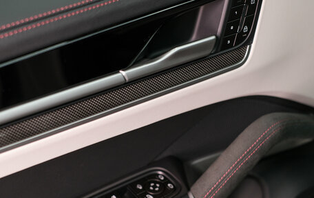 Porsche Cayenne III, 2025 год, 26 732 500 рублей, 14 фотография