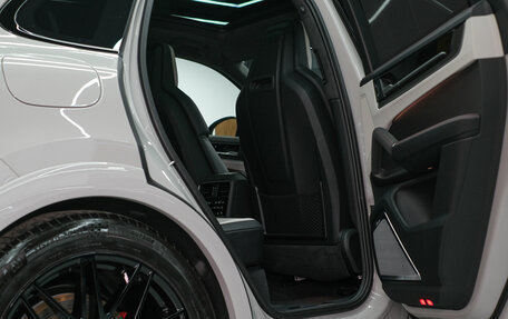 Porsche Cayenne III, 2025 год, 26 732 500 рублей, 25 фотография