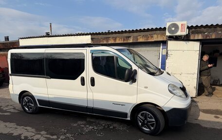 Renault Trafic, 2007 год, 1 300 000 рублей, 2 фотография