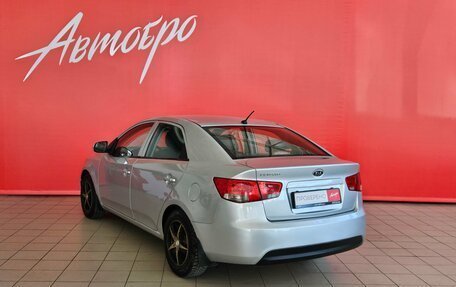KIA Cerato III, 2010 год, 589 000 рублей, 3 фотография