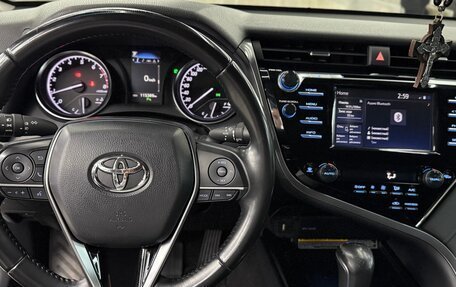 Toyota Camry, 2021 год, 2 950 000 рублей, 14 фотография