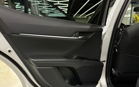 Toyota Camry, 2021 год, 2 950 000 рублей, 19 фотография