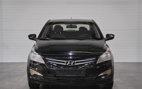 Hyundai Solaris II рестайлинг, 2015 год, 1 372 500 рублей, 2 фотография