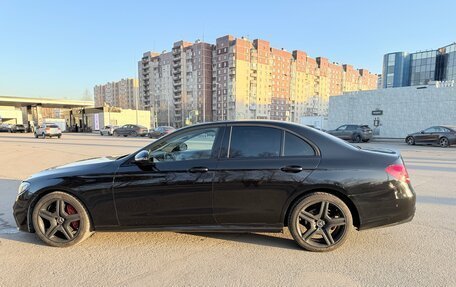 Mercedes-Benz E-Класс, 2018 год, 2 890 000 рублей, 15 фотография