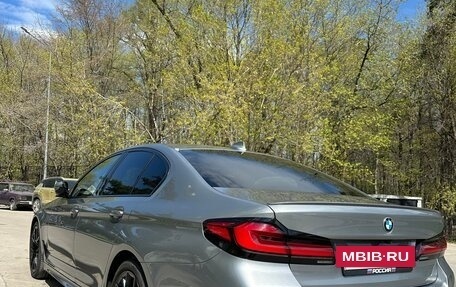 BMW 5 серия, 2023 год, 7 050 000 рублей, 4 фотография
