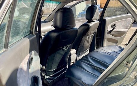 Mitsubishi Carisma I, 1997 год, 150 000 рублей, 9 фотография
