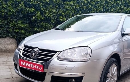 Volkswagen Jetta VI, 2006 год, 800 000 рублей, 3 фотография