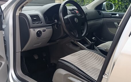 Volkswagen Jetta VI, 2006 год, 800 000 рублей, 10 фотография