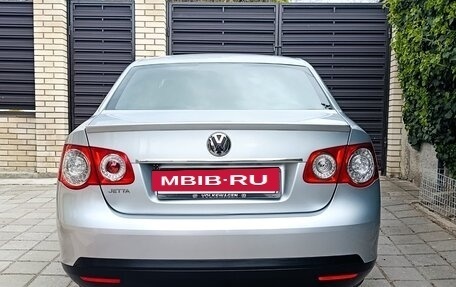 Volkswagen Jetta VI, 2006 год, 800 000 рублей, 5 фотография