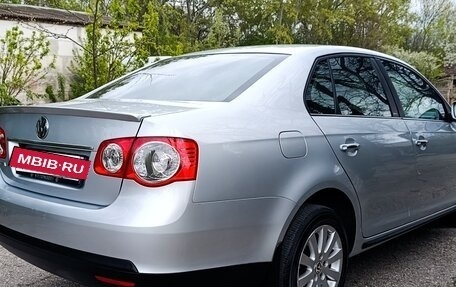 Volkswagen Jetta VI, 2006 год, 800 000 рублей, 7 фотография