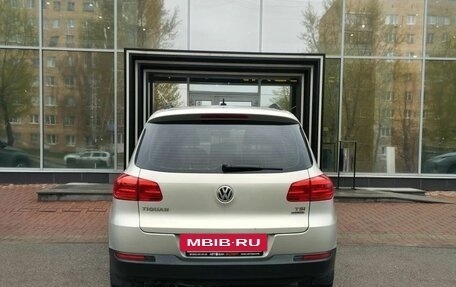 Volkswagen Tiguan I, 2012 год, 989 000 рублей, 6 фотография
