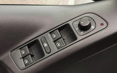 Volkswagen Tiguan I, 2012 год, 989 000 рублей, 12 фотография