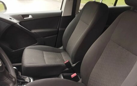 Volkswagen Tiguan I, 2012 год, 989 000 рублей, 20 фотография
