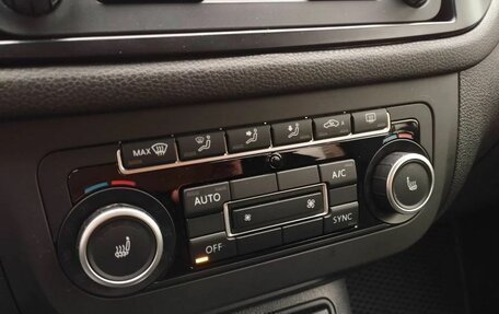 Volkswagen Tiguan I, 2012 год, 989 000 рублей, 28 фотография