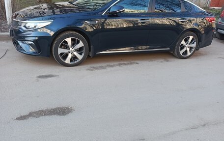 KIA Optima IV, 2019 год, 1 600 000 рублей, 4 фотография
