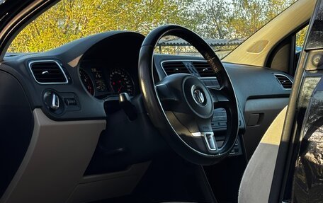 Volkswagen Polo VI (EU Market), 2012 год, 750 000 рублей, 14 фотография