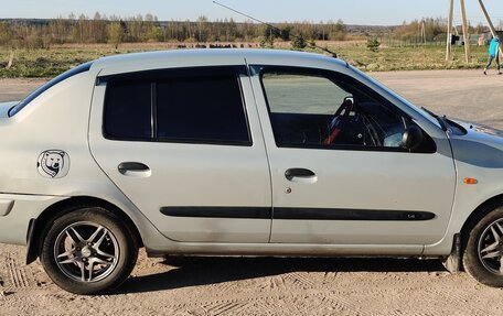 Renault Clio III, 2001 год, 160 000 рублей, 11 фотография