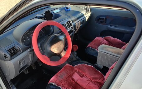 Renault Clio III, 2001 год, 160 000 рублей, 10 фотография