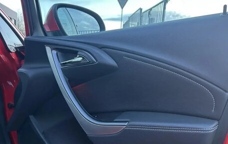 Opel Astra J, 2012 год, 700 000 рублей, 13 фотография
