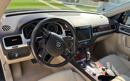 Volkswagen Touareg III, 2012 год, 2 250 000 рублей, 15 фотография