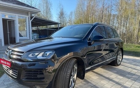 Volkswagen Touareg III, 2012 год, 2 250 000 рублей, 2 фотография