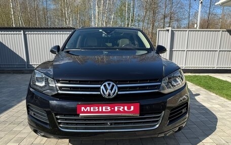 Volkswagen Touareg III, 2012 год, 2 250 000 рублей, 11 фотография