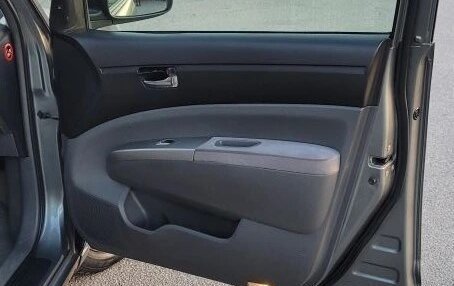 Toyota Prius, 2005 год, 489 000 рублей, 22 фотография