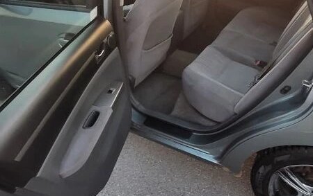 Toyota Prius, 2005 год, 489 000 рублей, 17 фотография