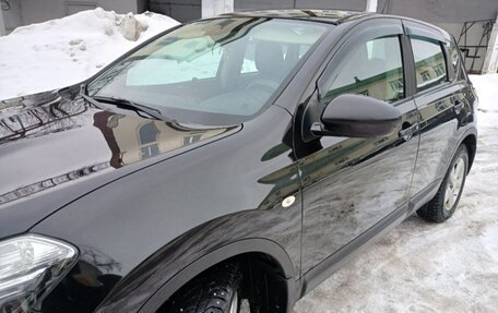 Nissan Qashqai, 2010 год, 950 000 рублей, 4 фотография