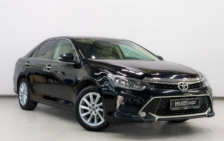 Toyota Camry, 2017 год, 2 320 000 рублей, 3 фотография