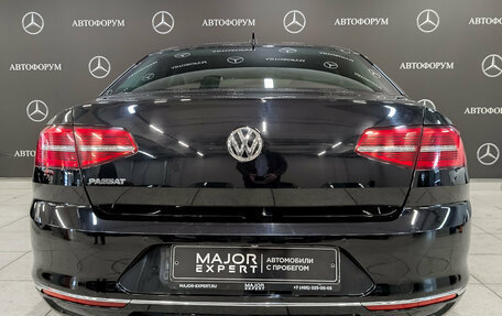 Volkswagen Passat B8 рестайлинг, 2018 год, 1 905 000 рублей, 6 фотография