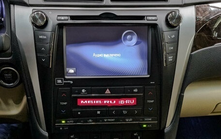 Toyota Camry, 2017 год, 2 320 000 рублей, 17 фотография