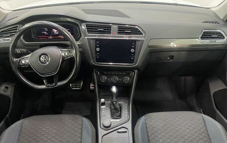 Volkswagen Tiguan II, 2019 год, 2 399 000 рублей, 9 фотография