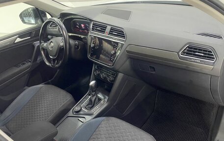 Volkswagen Tiguan II, 2019 год, 2 399 000 рублей, 10 фотография