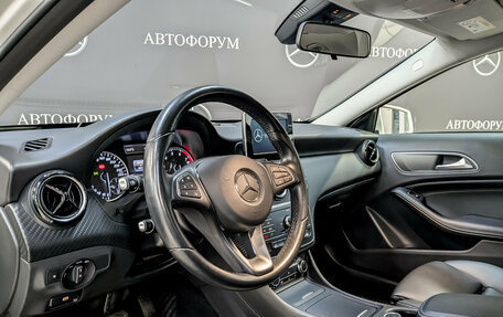 Mercedes-Benz GLA, 2015 год, 2 400 000 рублей, 16 фотография