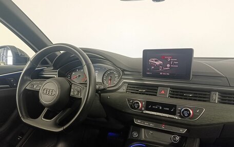 Audi A4, 2019 год, 2 250 000 рублей, 10 фотография