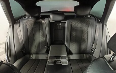 Audi A4, 2019 год, 2 250 000 рублей, 15 фотография
